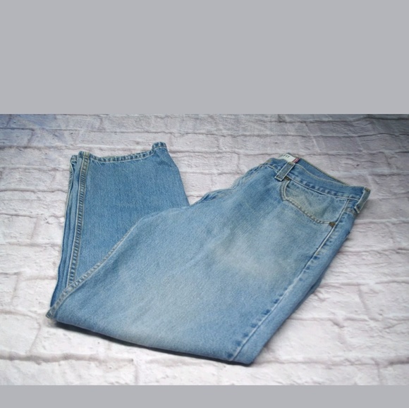 Levi's Other - Levi's jeans denim relaxed fit 34x30